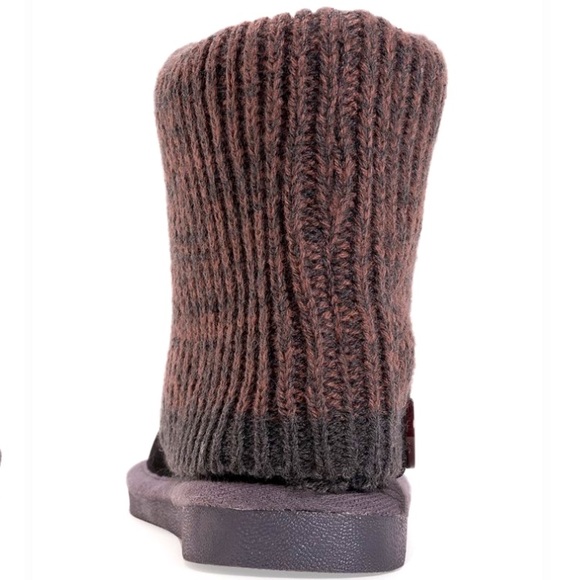Girls MUK LUKS Dark Gray Cuffed Boots, Size 12 - Picture 3 of 5